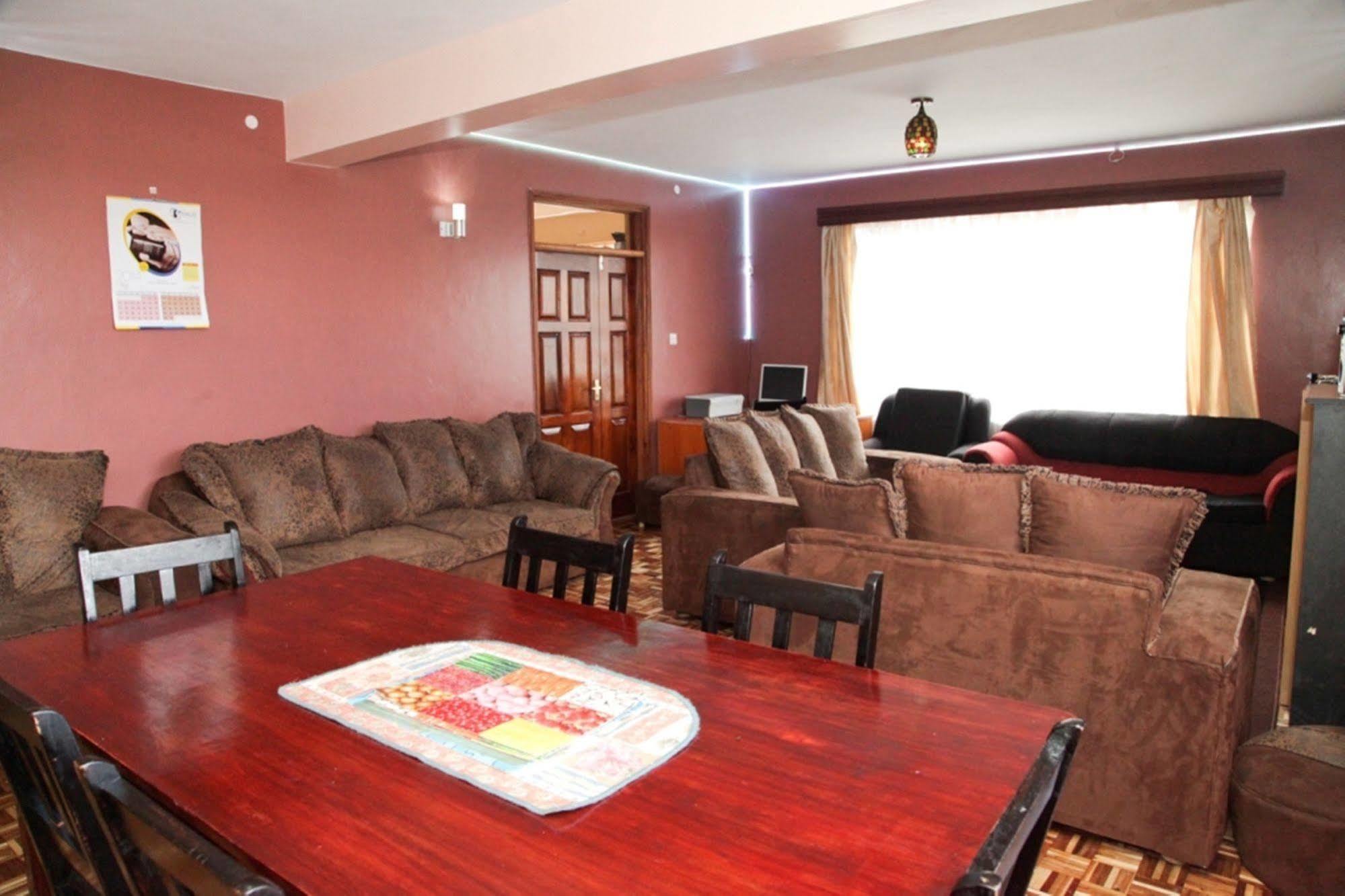 Mdawida Homestay Nairobi Exteriör bild