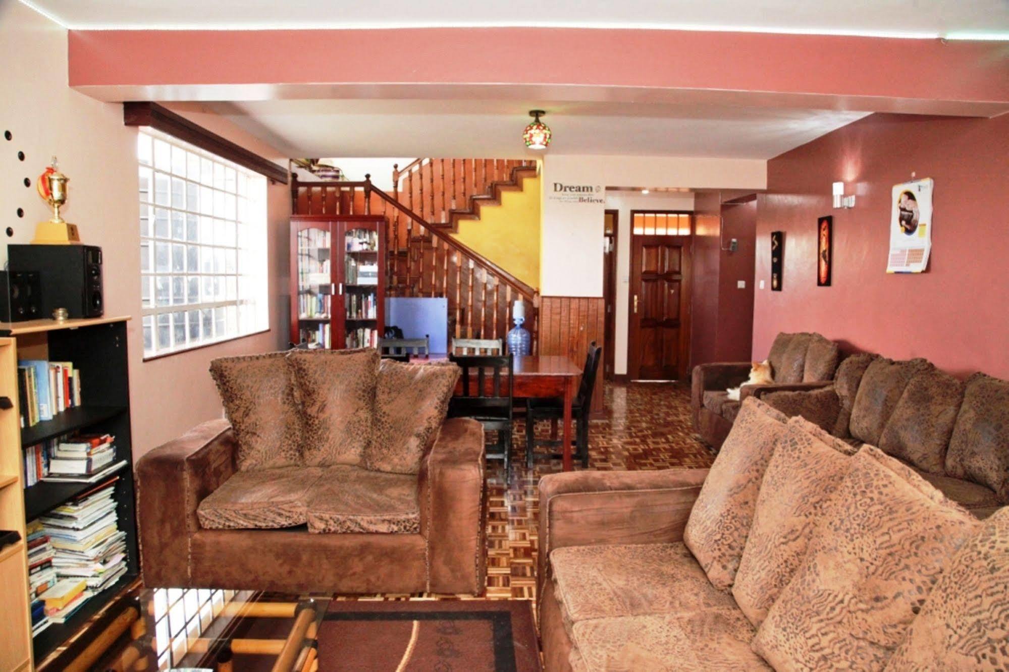 Mdawida Homestay Nairobi Exteriör bild